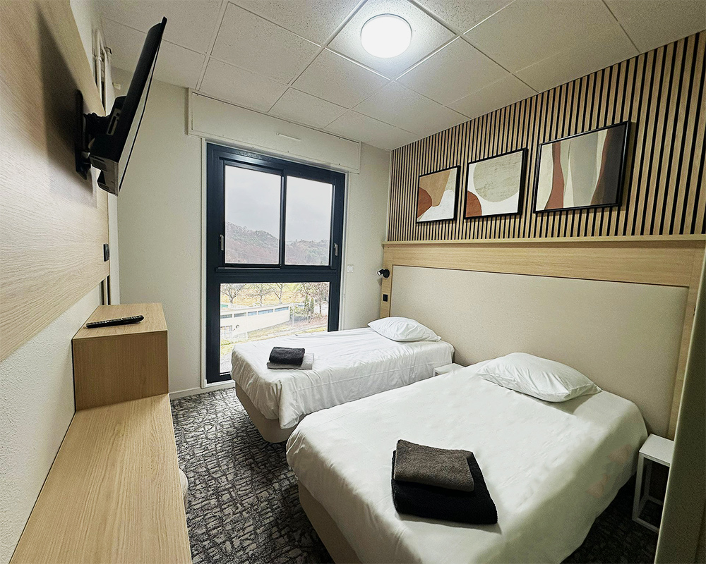 Chambre confort familiale à Rechastel la Bréole